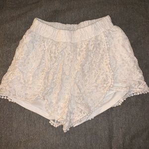 Cream lace shorts